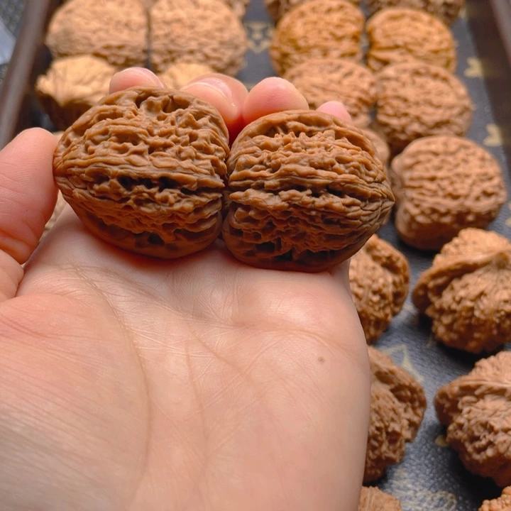 吊坠文玩核桃南疆35