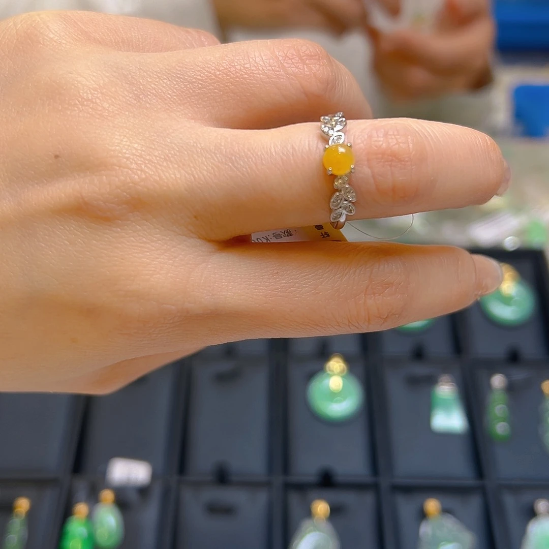 翡翠颈饰银S925镶嵌翡翠