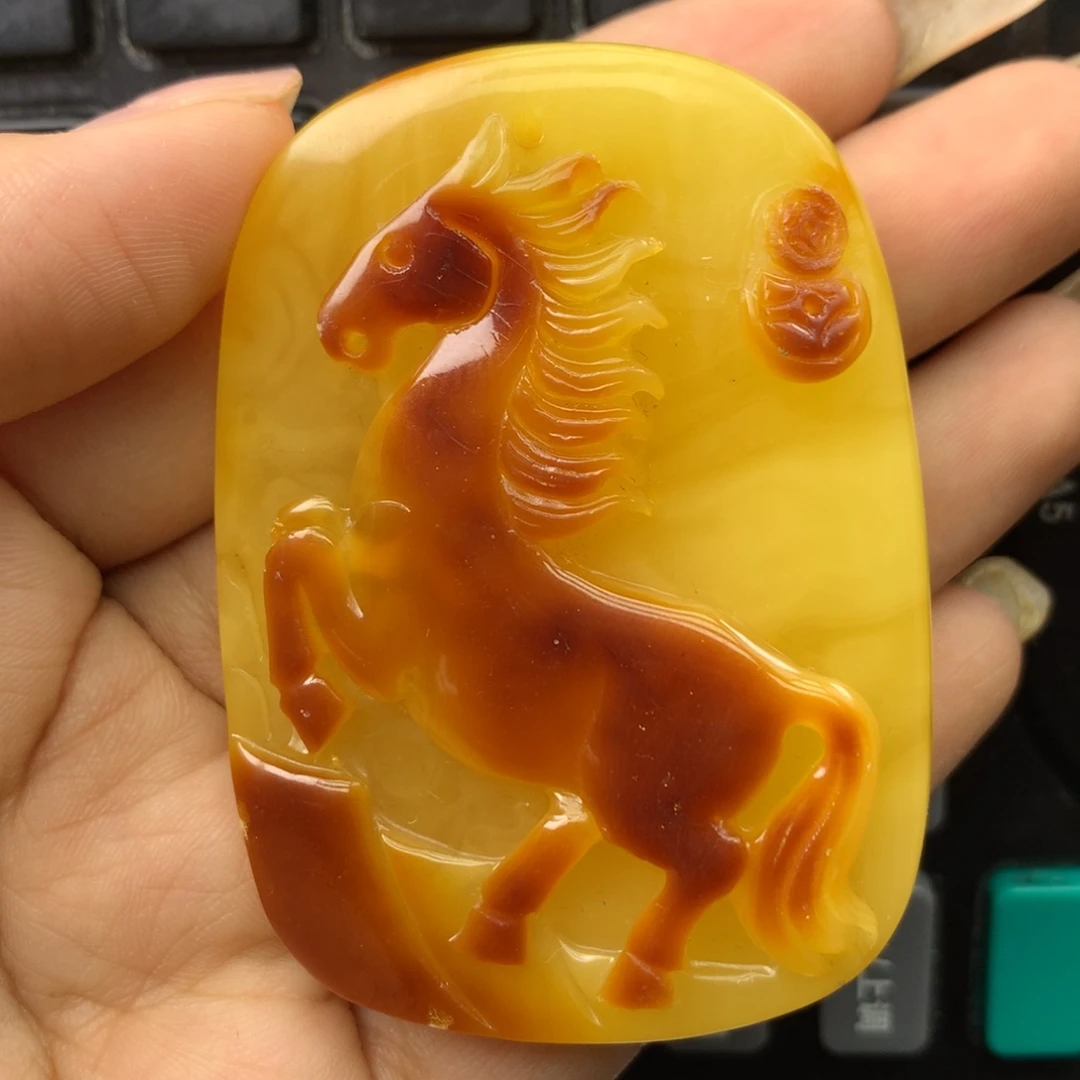 琥珀未镶嵌珠宝奇石