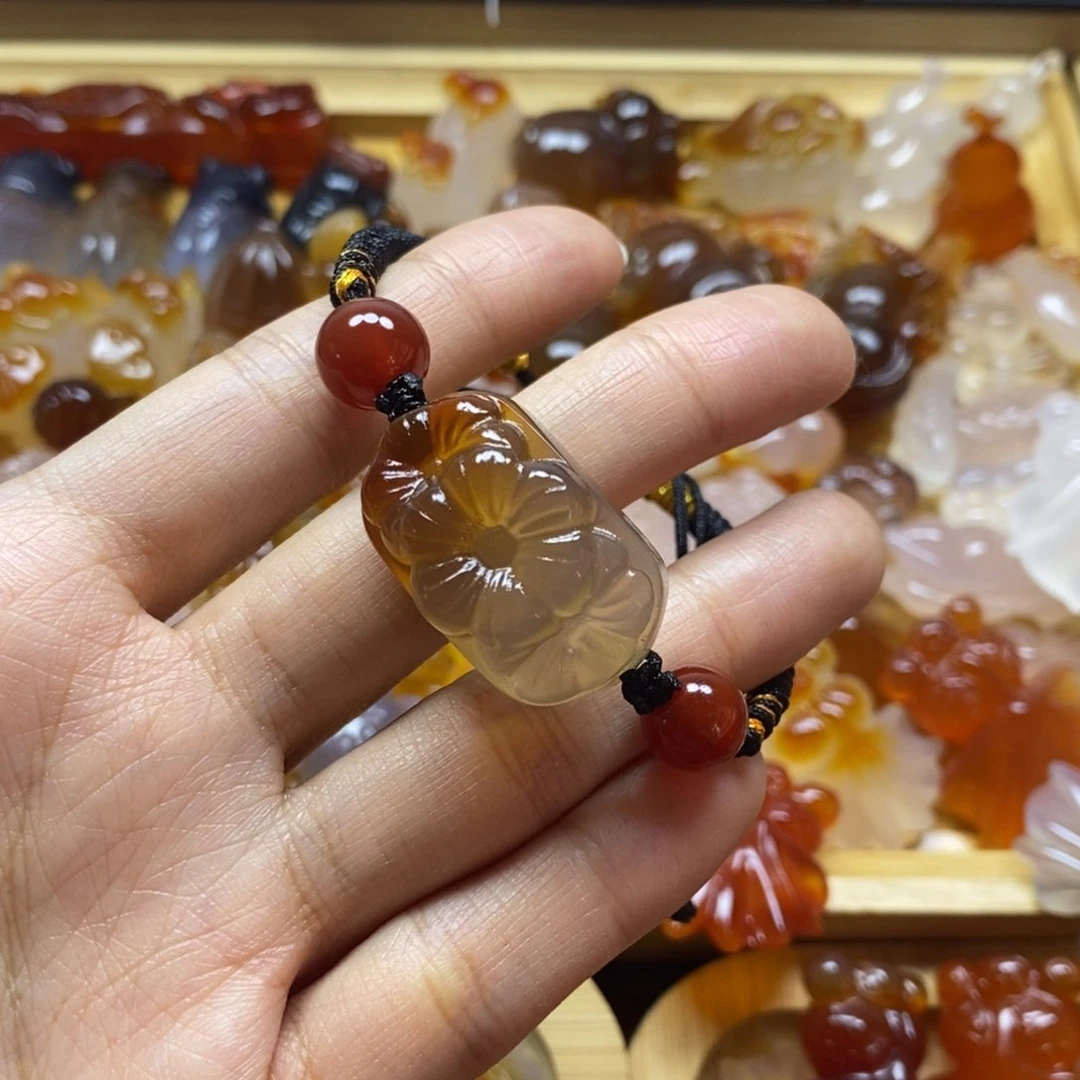 玛瑙/玉髓颈饰未镶嵌