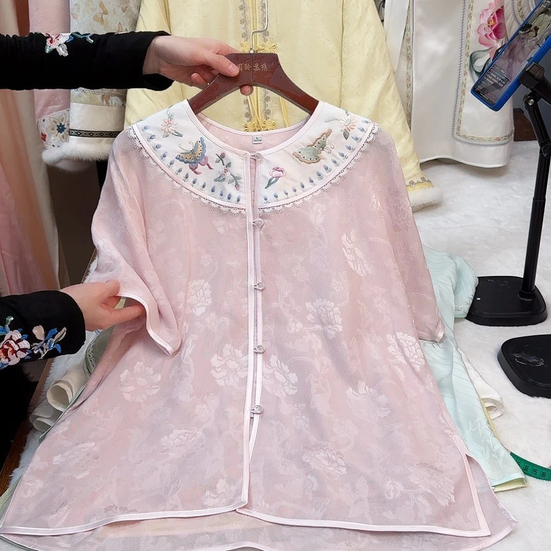 刺绣真丝粉色 蝶恋花上衣