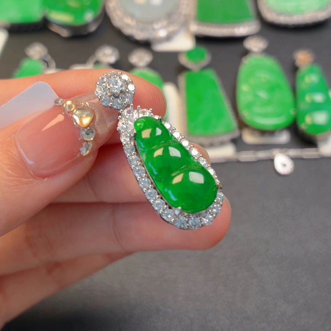 翡翠银S925镶嵌颈饰