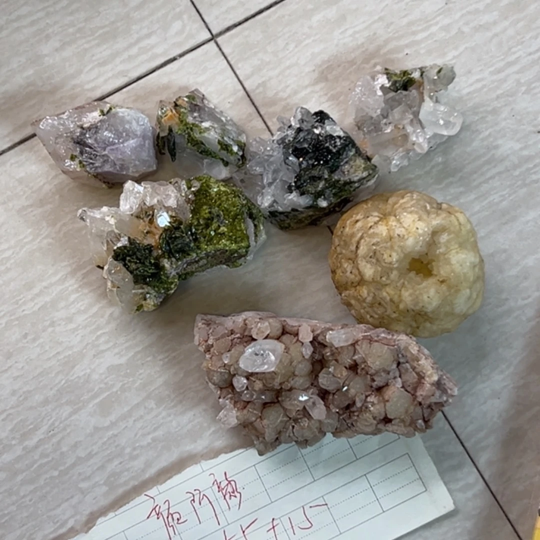 珠宝半成品水晶未镶嵌