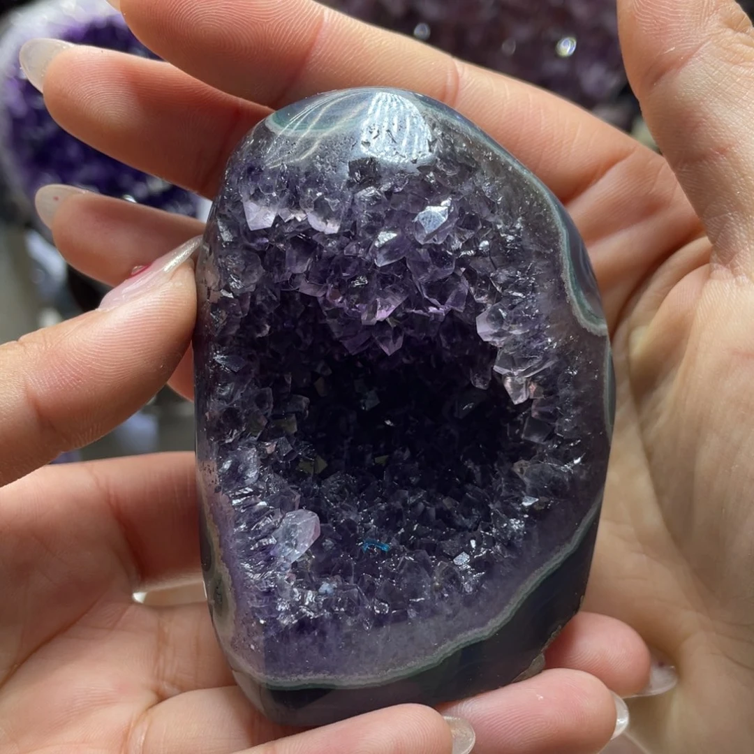 紫晶大型摆件（非配饰）未镶嵌