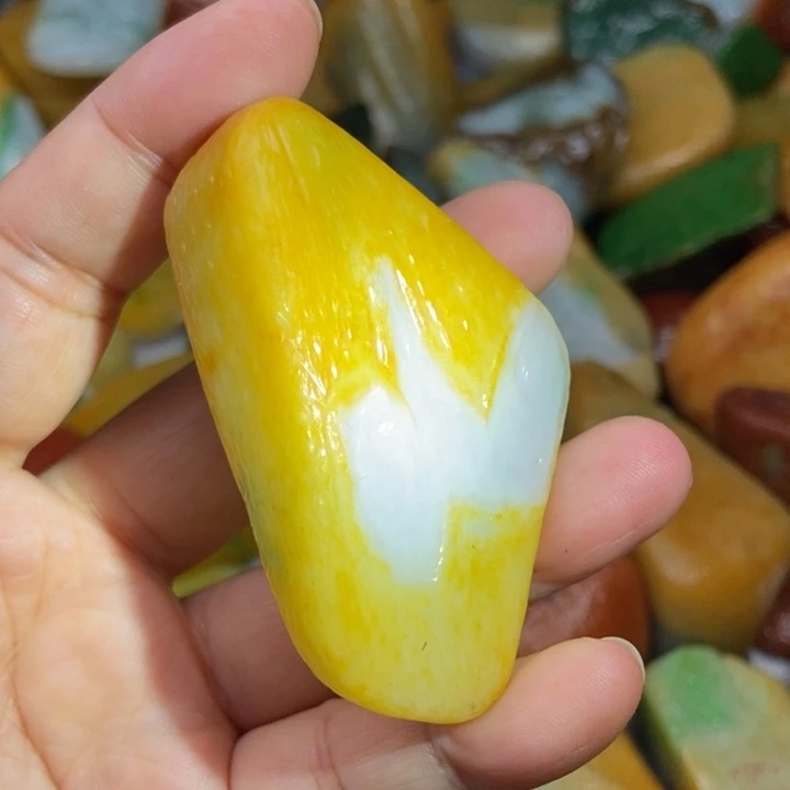 翡翠未镶嵌颈饰缅甸翡翠