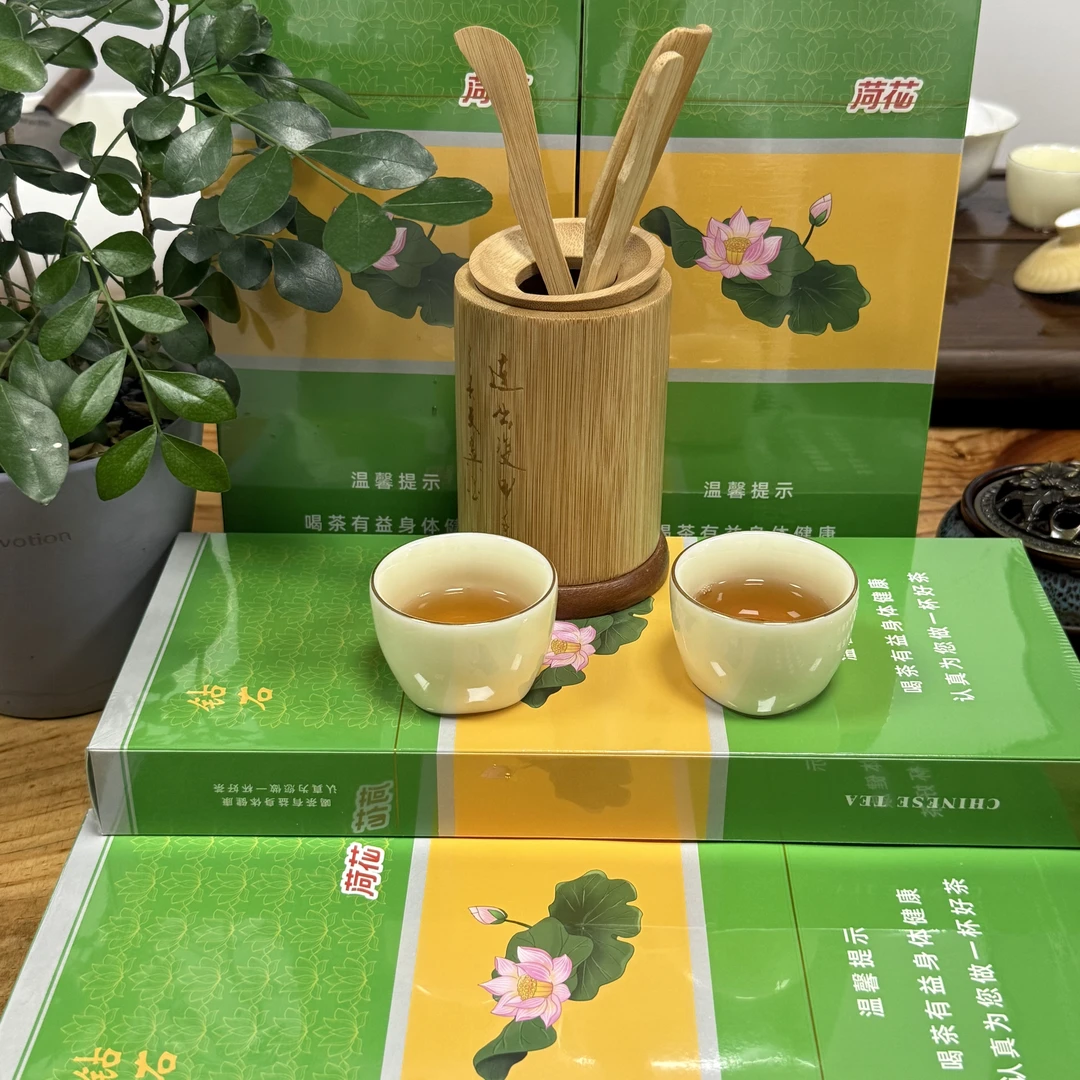 AO三条装  河婳 大红袍茶饮料【是茶叶看清楚拍】
