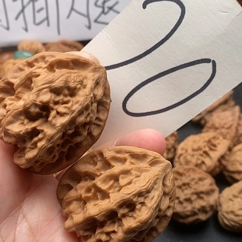 桃核吊坠40➕全品磐石