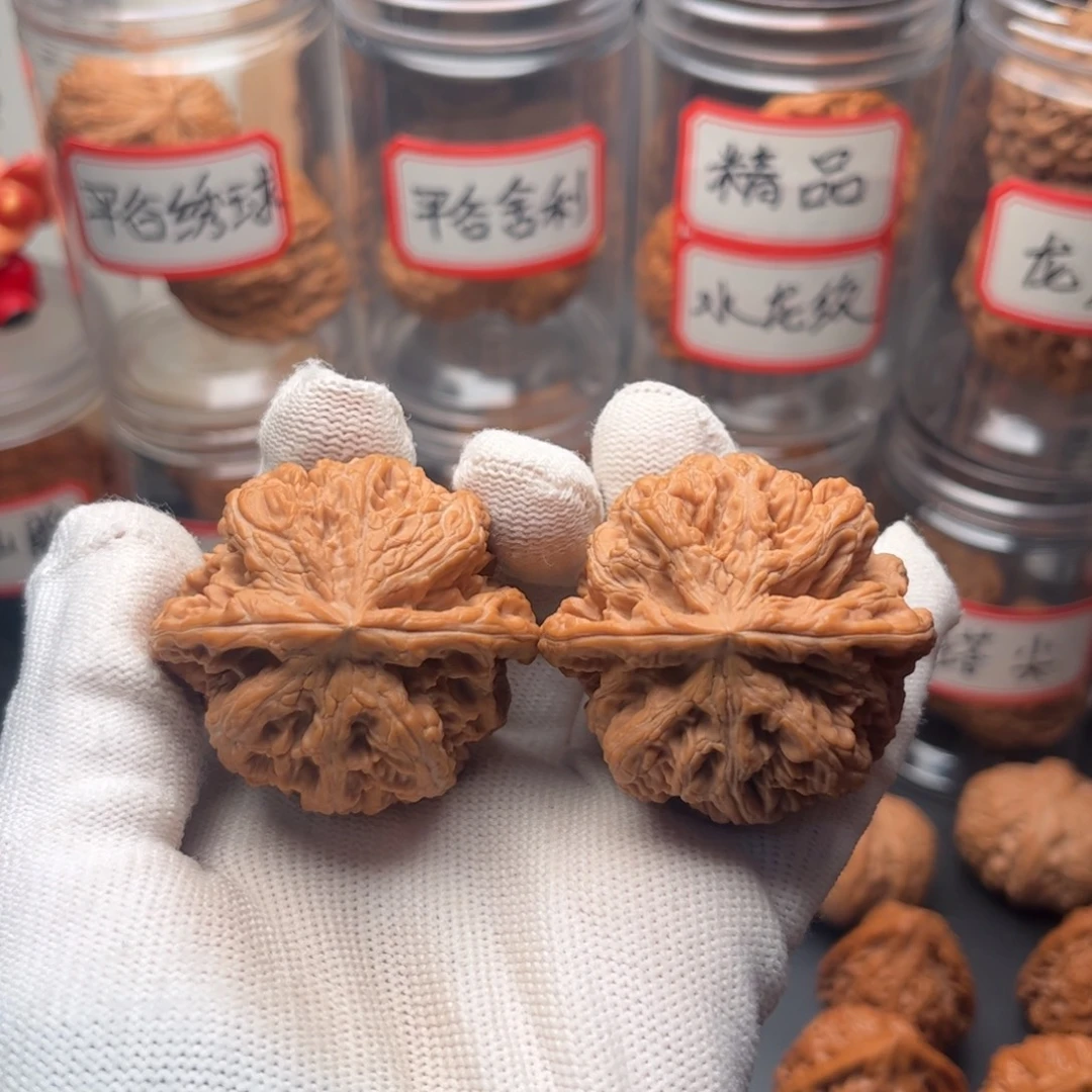 文玩核桃把件45精品大粗筋