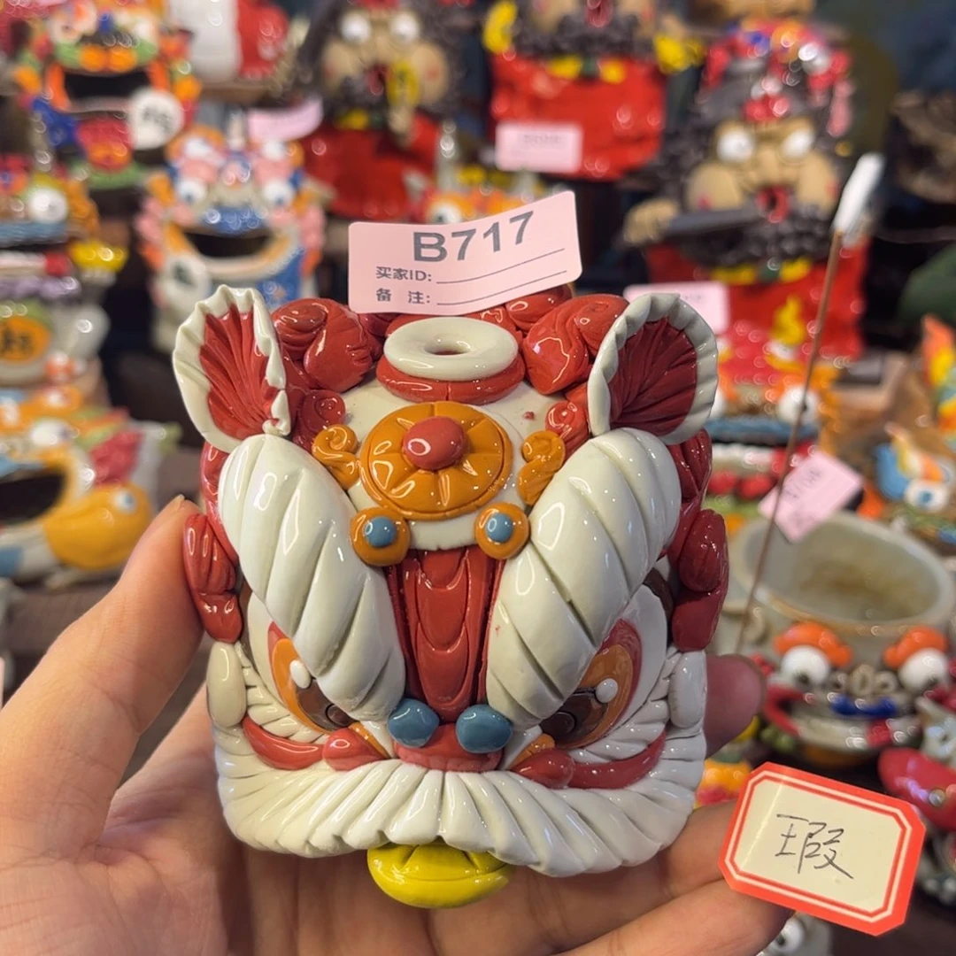 B***p泥塑纯手工茶宠摆件