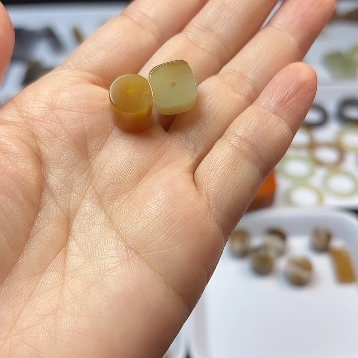 ～***秋和田玉（糖玉）未镶嵌颈饰福利不退不换