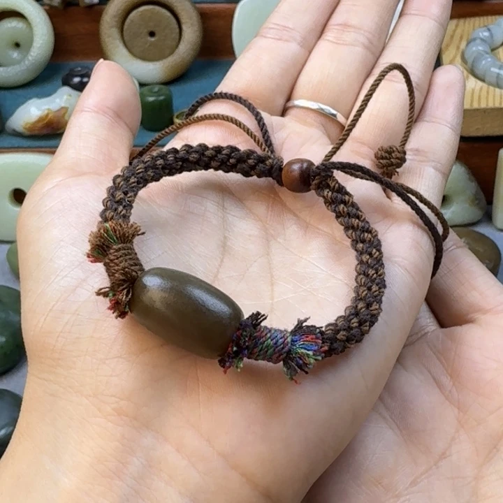 和田玉（糖玉）未镶嵌手链