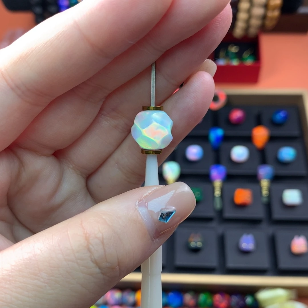 1212豹无相12-11白月光