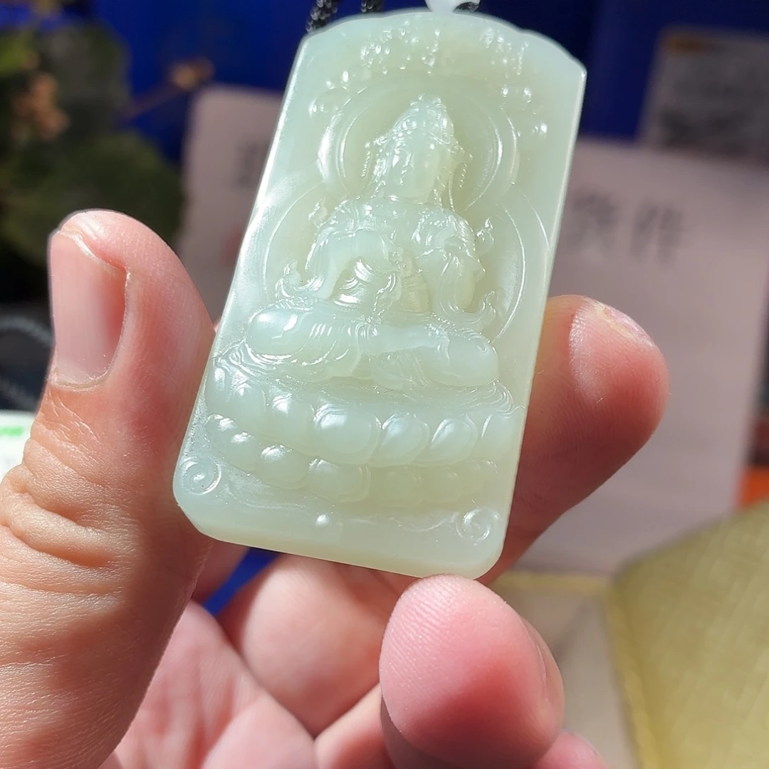 和田玉（糖玉）未镶嵌颈饰