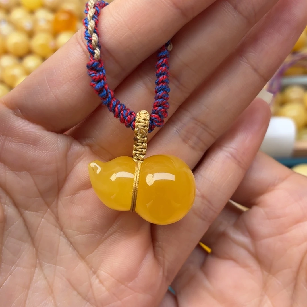 蜜蜡未镶嵌裸石葫芦吊坠