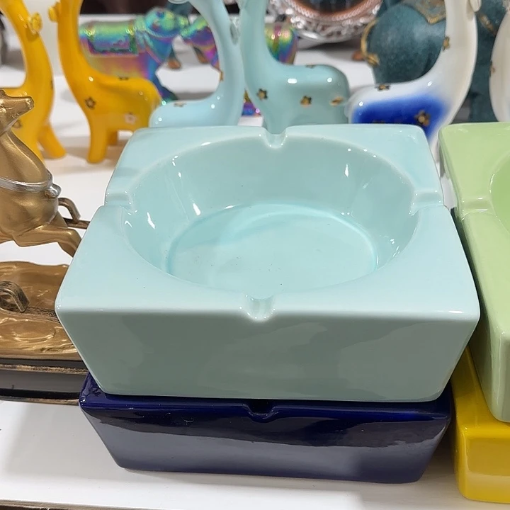 陈***帅陶瓷摆件哈哈哈哈哈