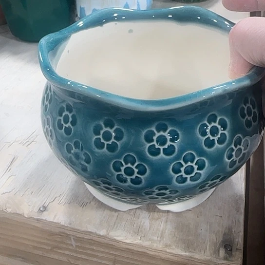 有孔！！有问题问客服，满9元包邮