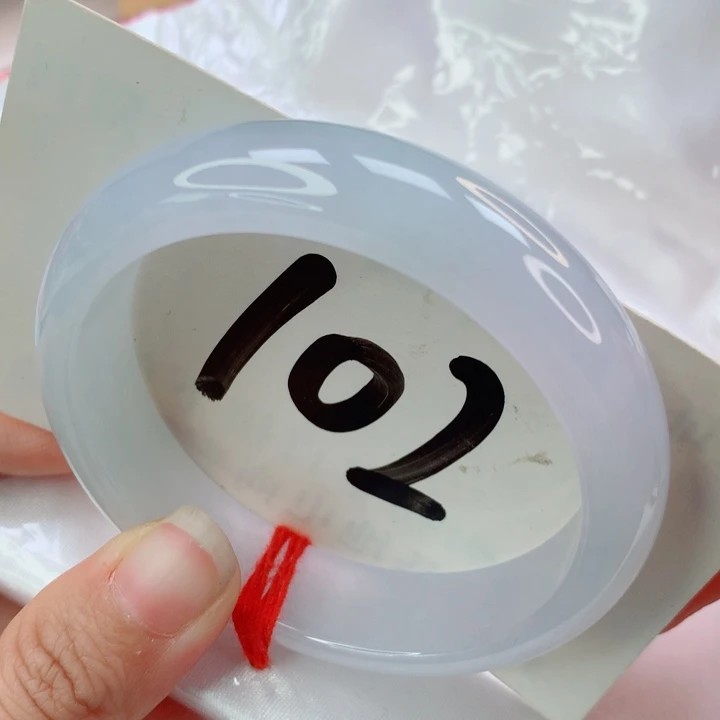 翡翠未镶嵌手镯高货微瑕