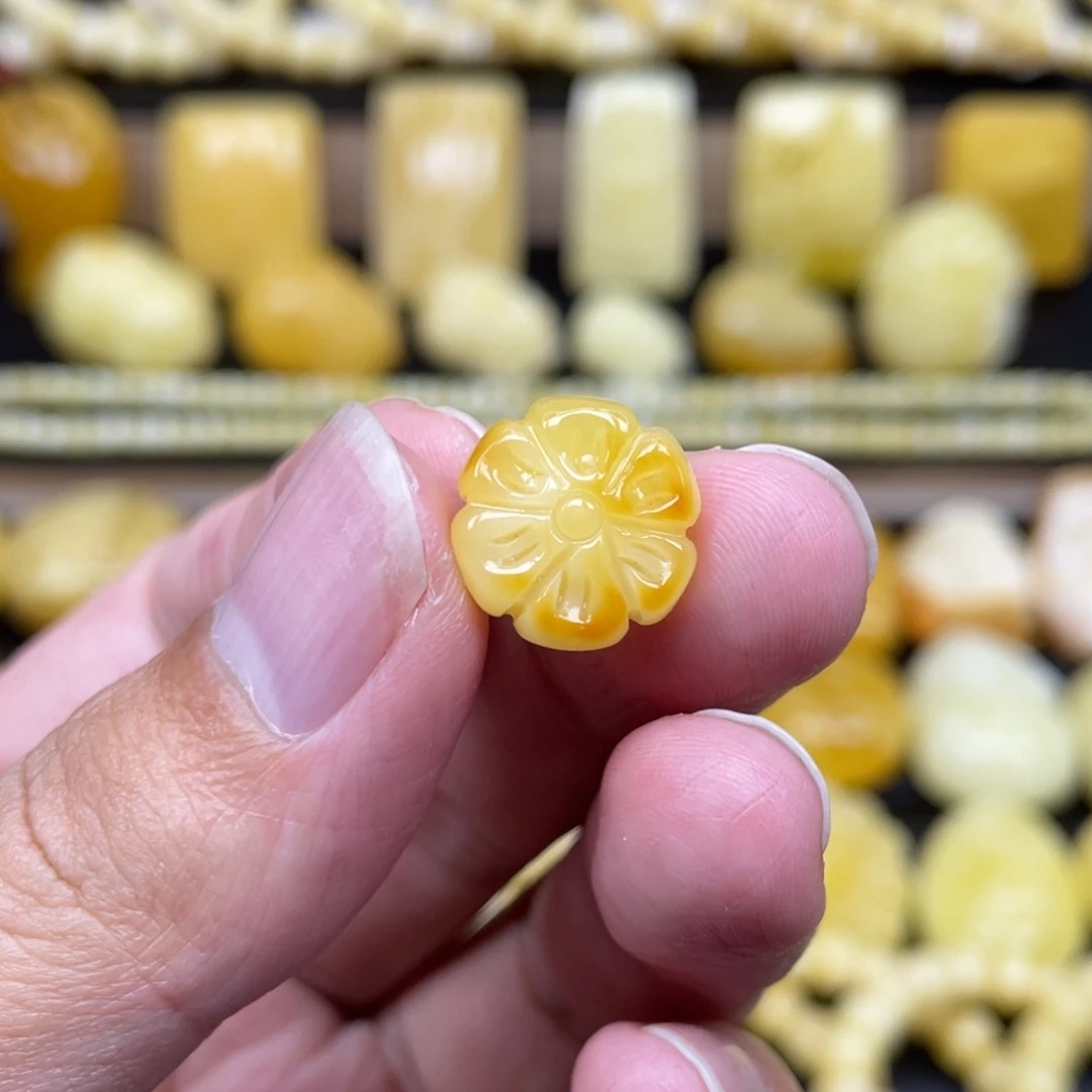 琥珀未镶嵌裸石琥珀蜜蜡