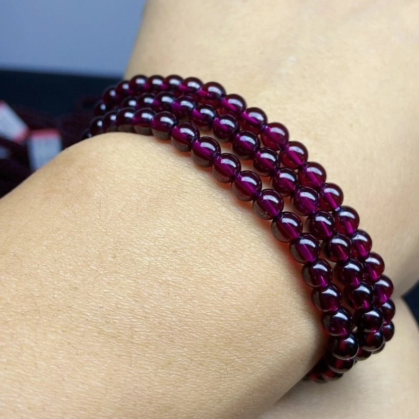 【闪购商品】石榴石（紫牙乌）手链未镶嵌5.3毫米