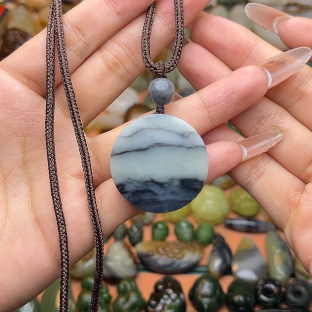 颈饰未镶嵌和田玉