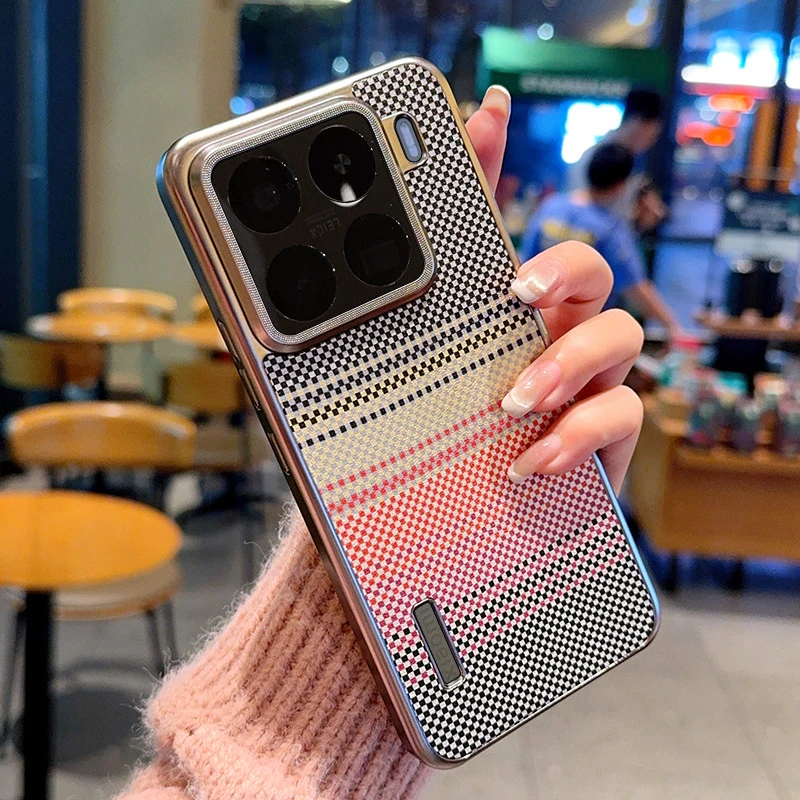 适用小米15Pro手机壳新款小米15u七彩电镀碳纤维纹半包散热保护套
