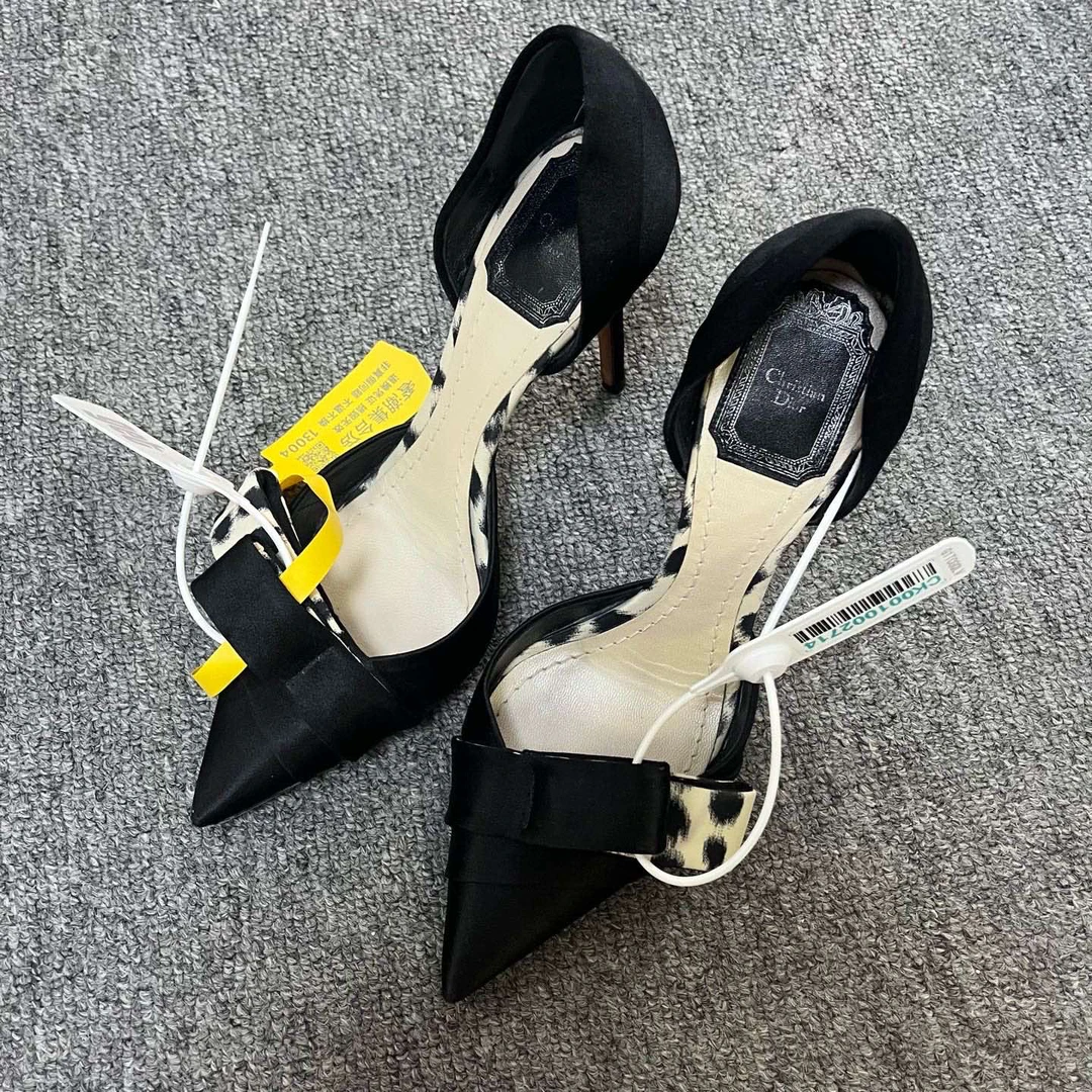 95新 DIOR/迪奥 尖头套穿细跟高跟鞋 36码/13004