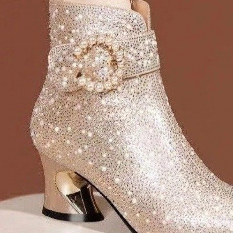 1166尖头短靴女秋冬季新款气质中跟水钻粗跟女靴配旗袍妈妈时装靴