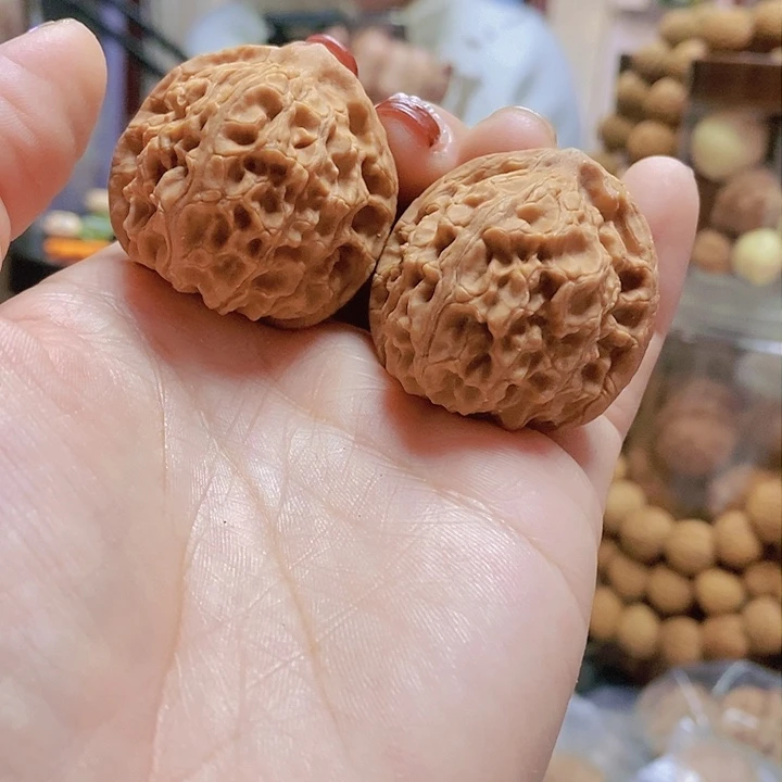 【闪购商品】文玩核桃把件39玉枕元宝