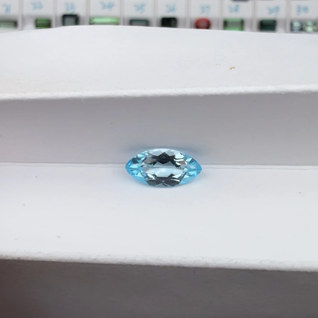 托帕石裸石天然2.07克拉