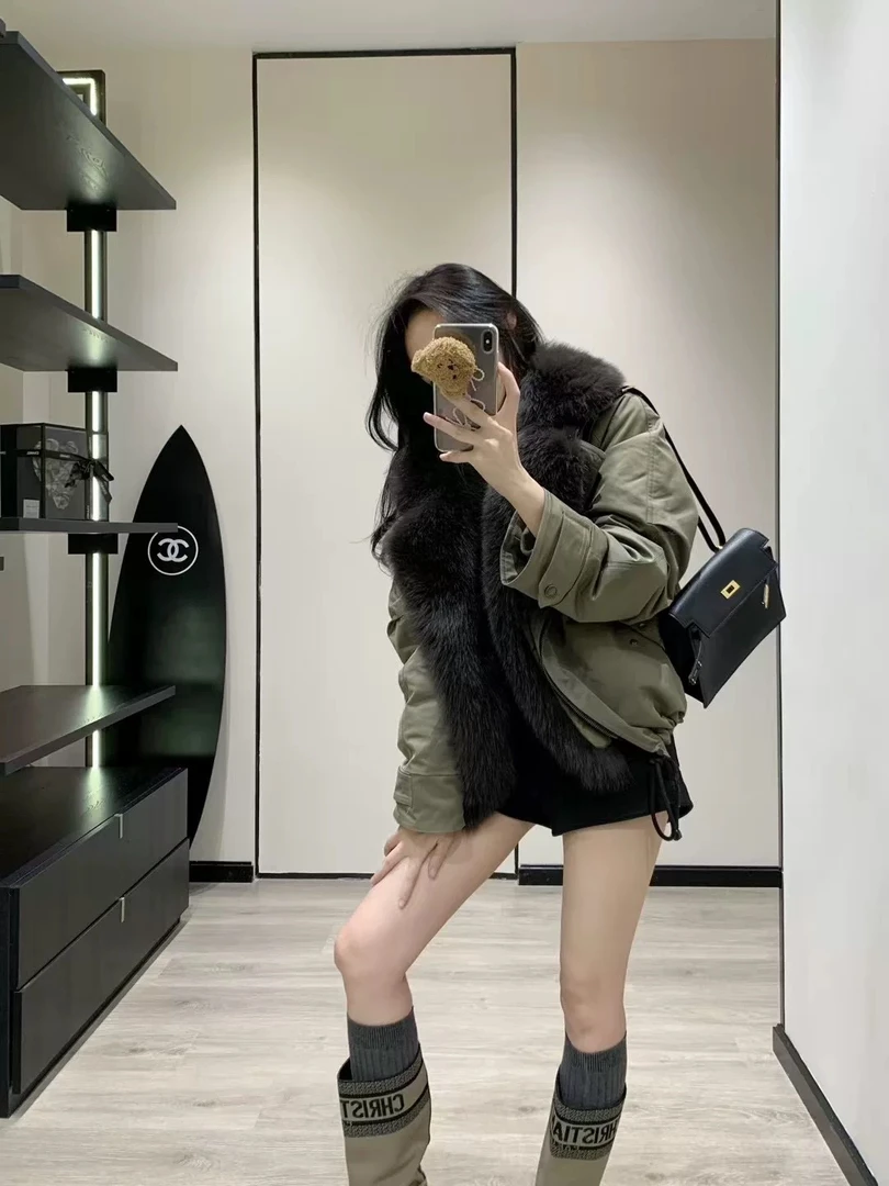 欧货狐狸毛派克服女2024冬季新款休闲百搭欧货白鸭绒外套A4333