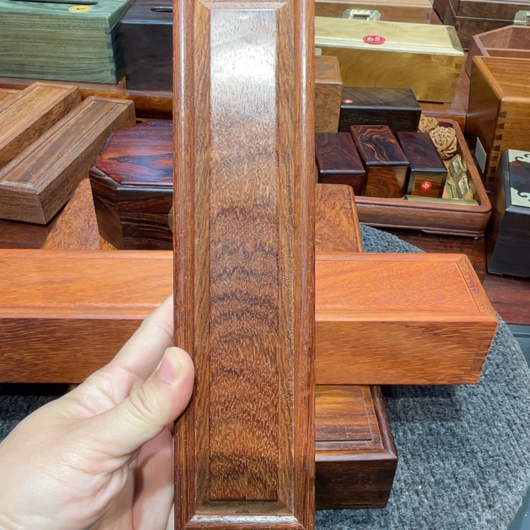 自***謎花梨木类家具缅花线香盒