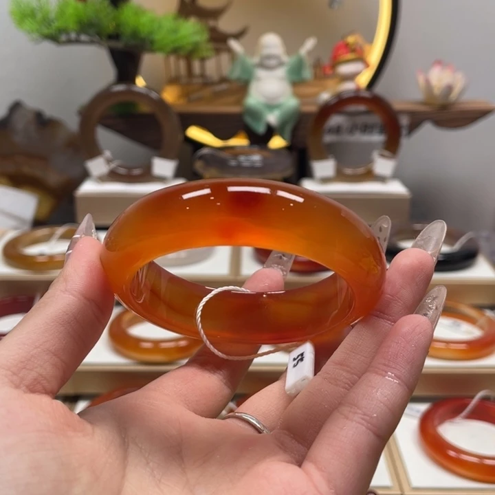 玛瑙/玉髓未镶嵌手镯