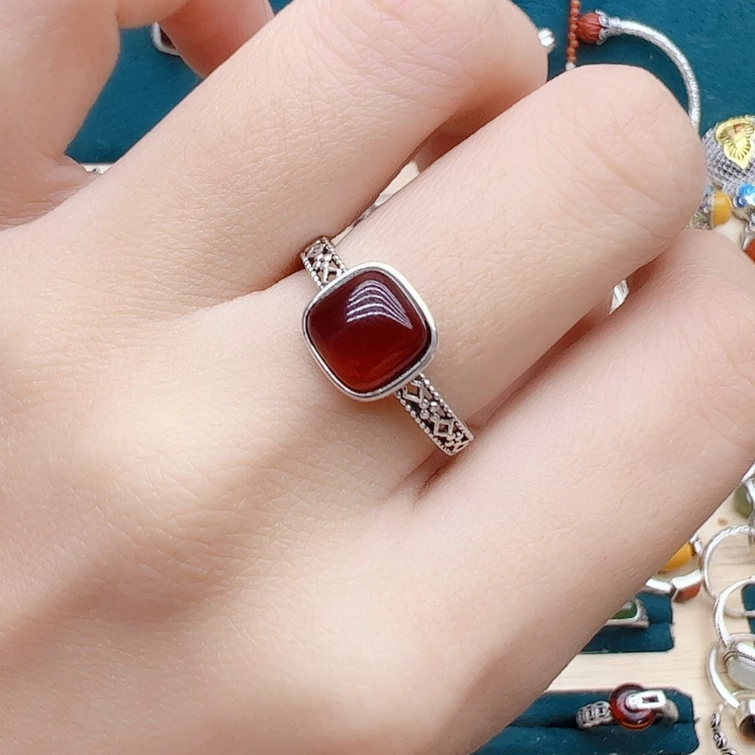 血珀戒指银S925镶嵌天然血珀