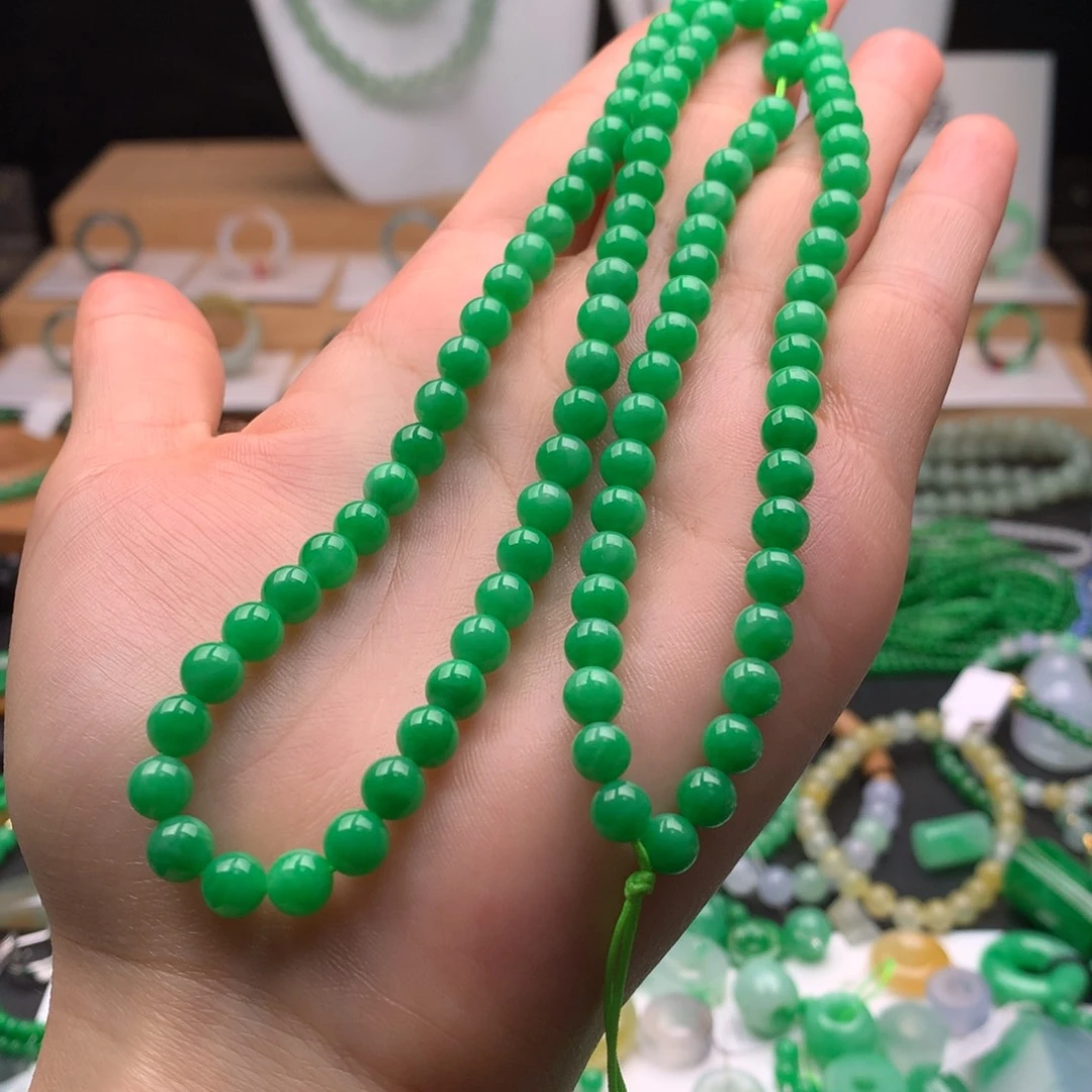 翡翠未镶嵌颈饰天然缅甸A货翡翠