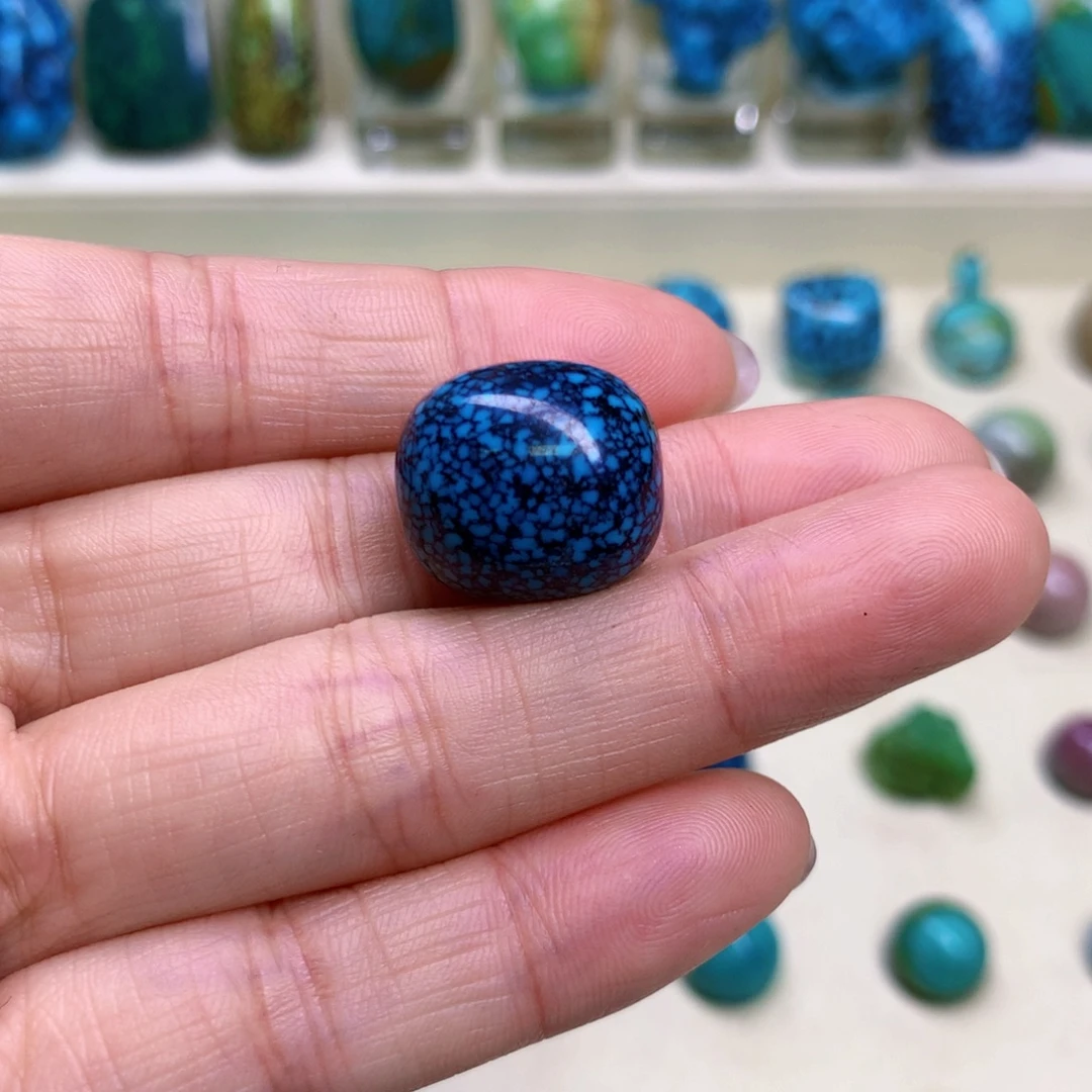 绿松石未镶嵌三彩随行