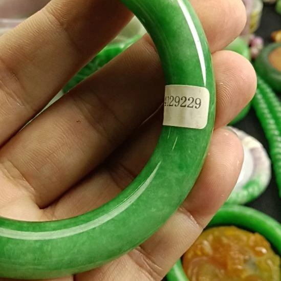 翡翠未镶嵌颈饰红***3