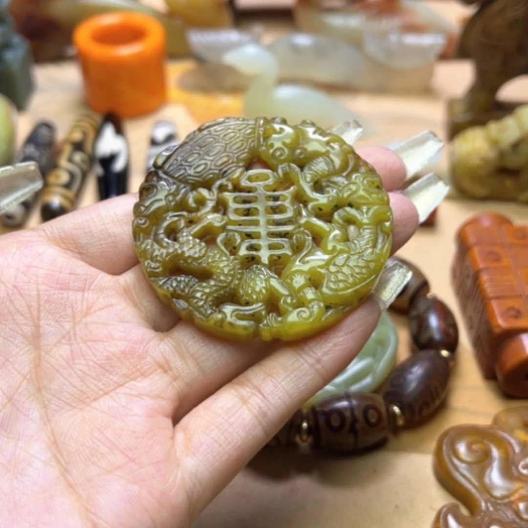 【闪购商品】蛇纹石玉颈饰未镶嵌