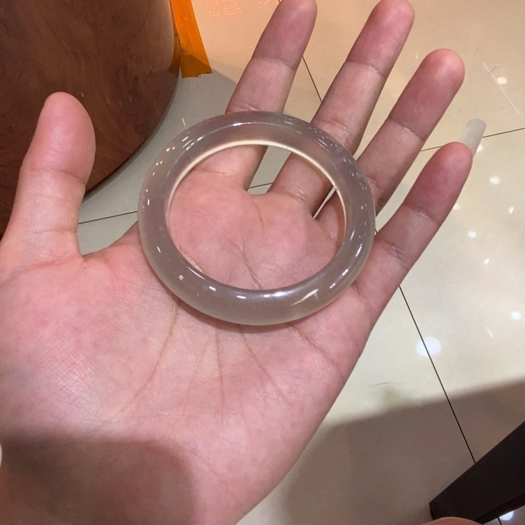 玛瑙/玉髓手镯未镶嵌7*?