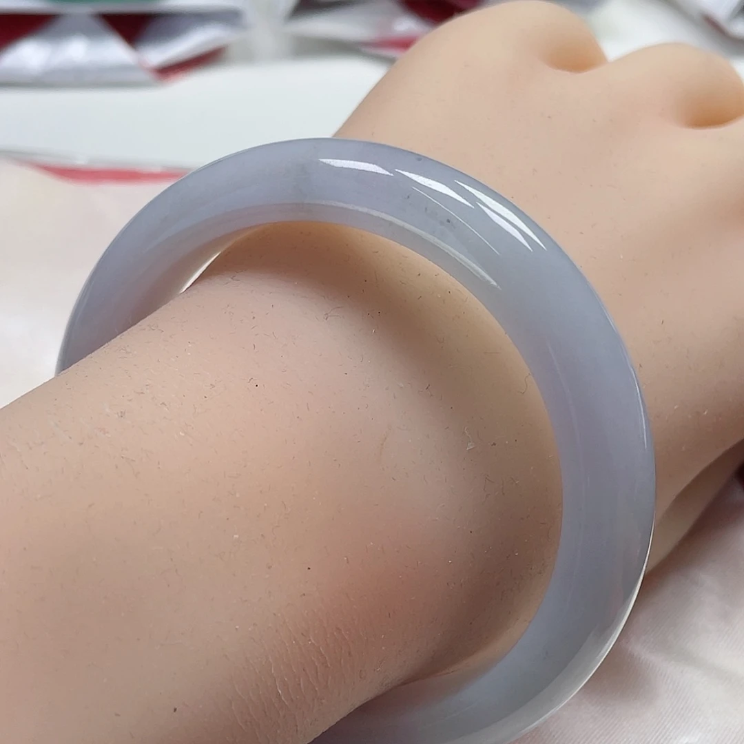 翡翠手镯未镶嵌缅甸翡翠手镯56圈