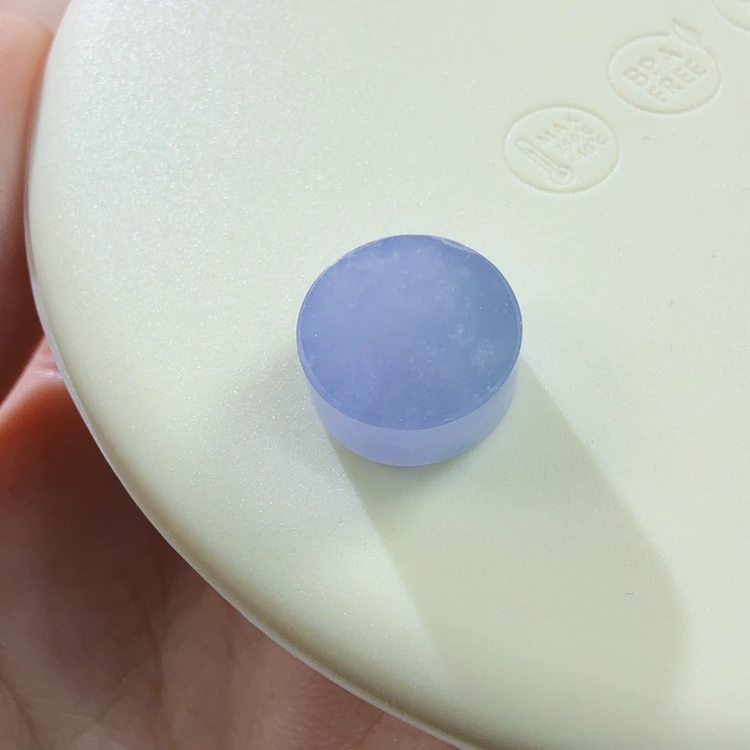 翡翠未镶嵌颈饰圆牌