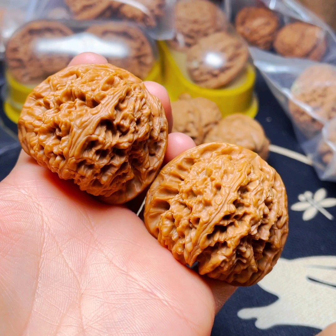 吊坠文玩核桃南疆石