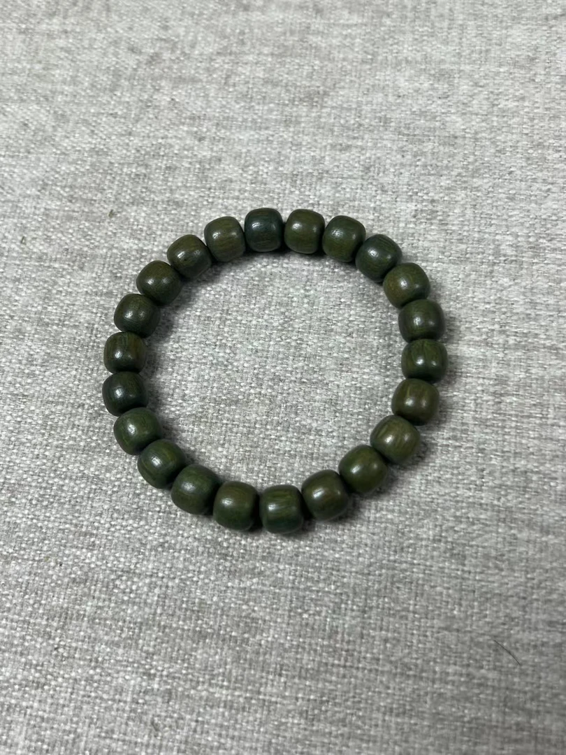 绿檀老形珠手串0.9