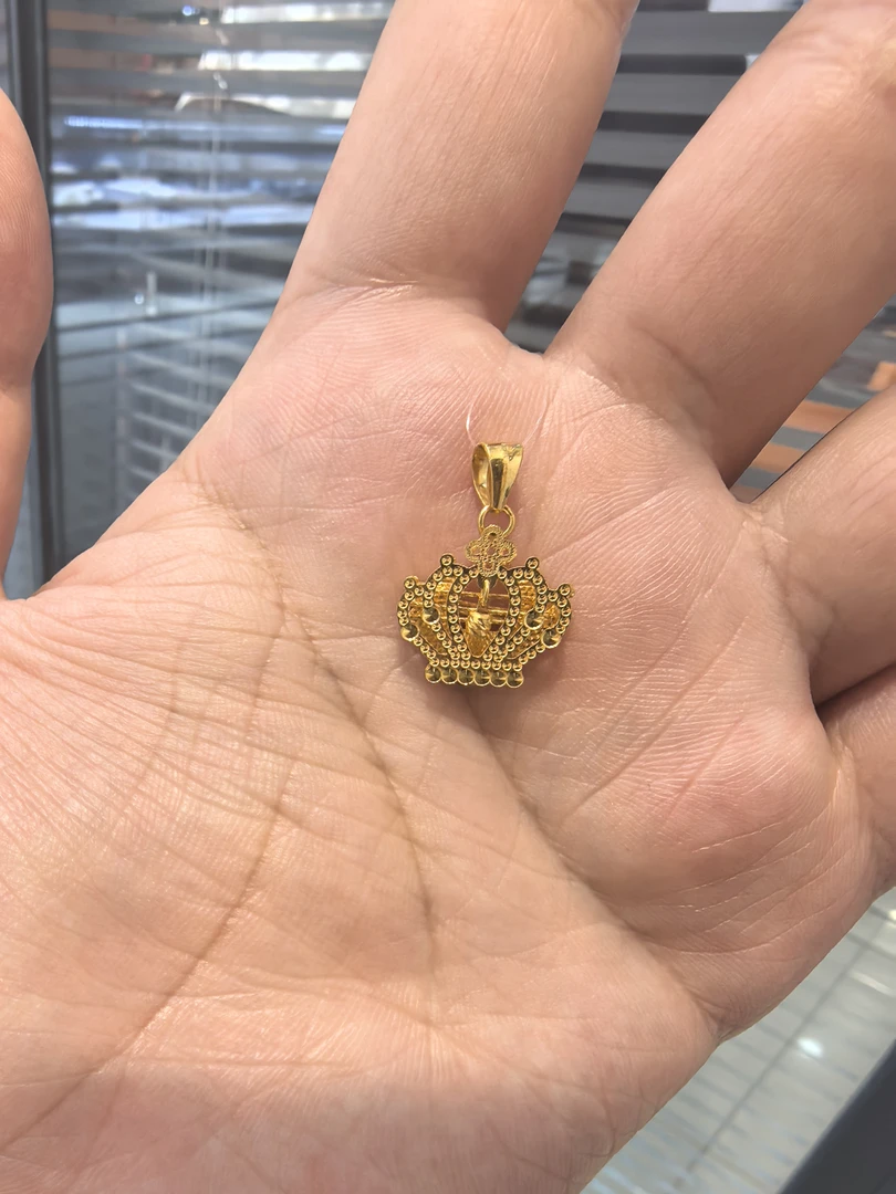 赛菲尔5G足金999皇冠吊坠