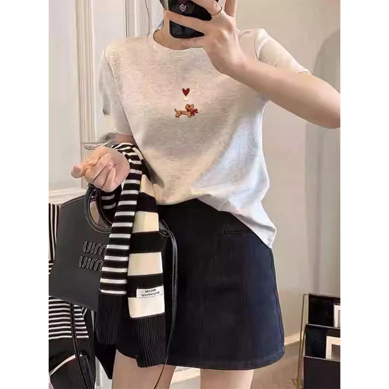 2025夏季新款浅灰色上衣正肩纯棉短袖t恤女装时尚洋气减龄上衣潮