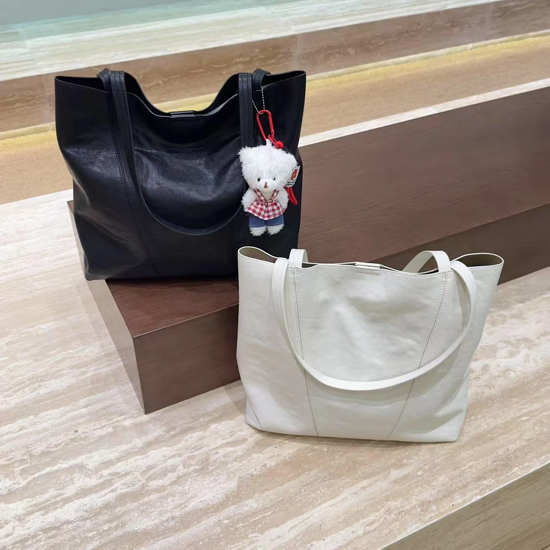 OUOU定制慵懒风托特包简约单肩包(尺寸：38*11*32送娃娃挂件）