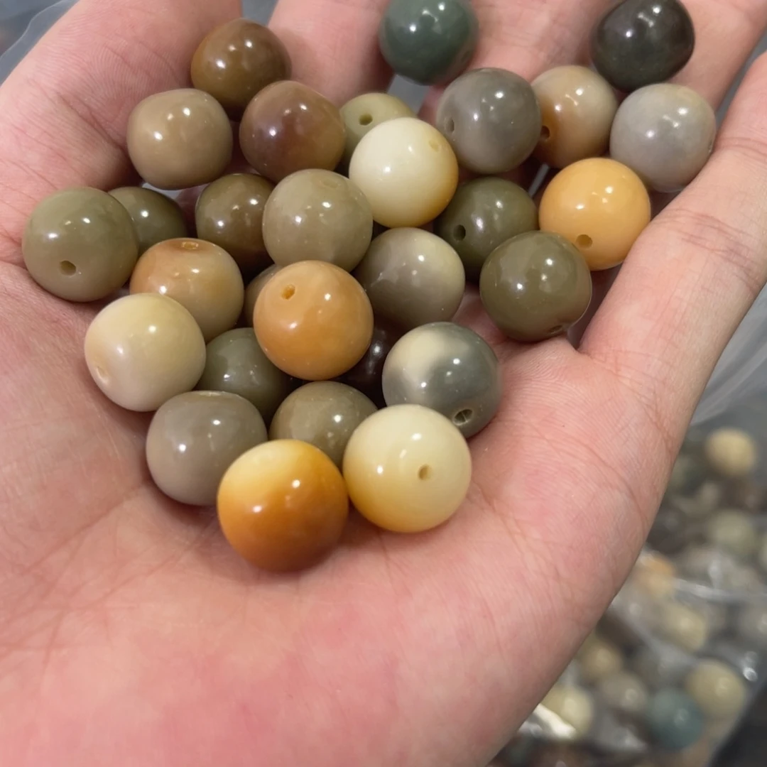 吊坠白玉菩提a14/20+2颗干磨花皮多宝