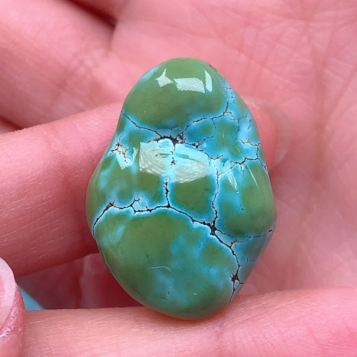 绿松石颈饰未镶嵌