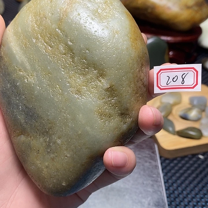 和田玉（糖玉）未镶嵌挂件