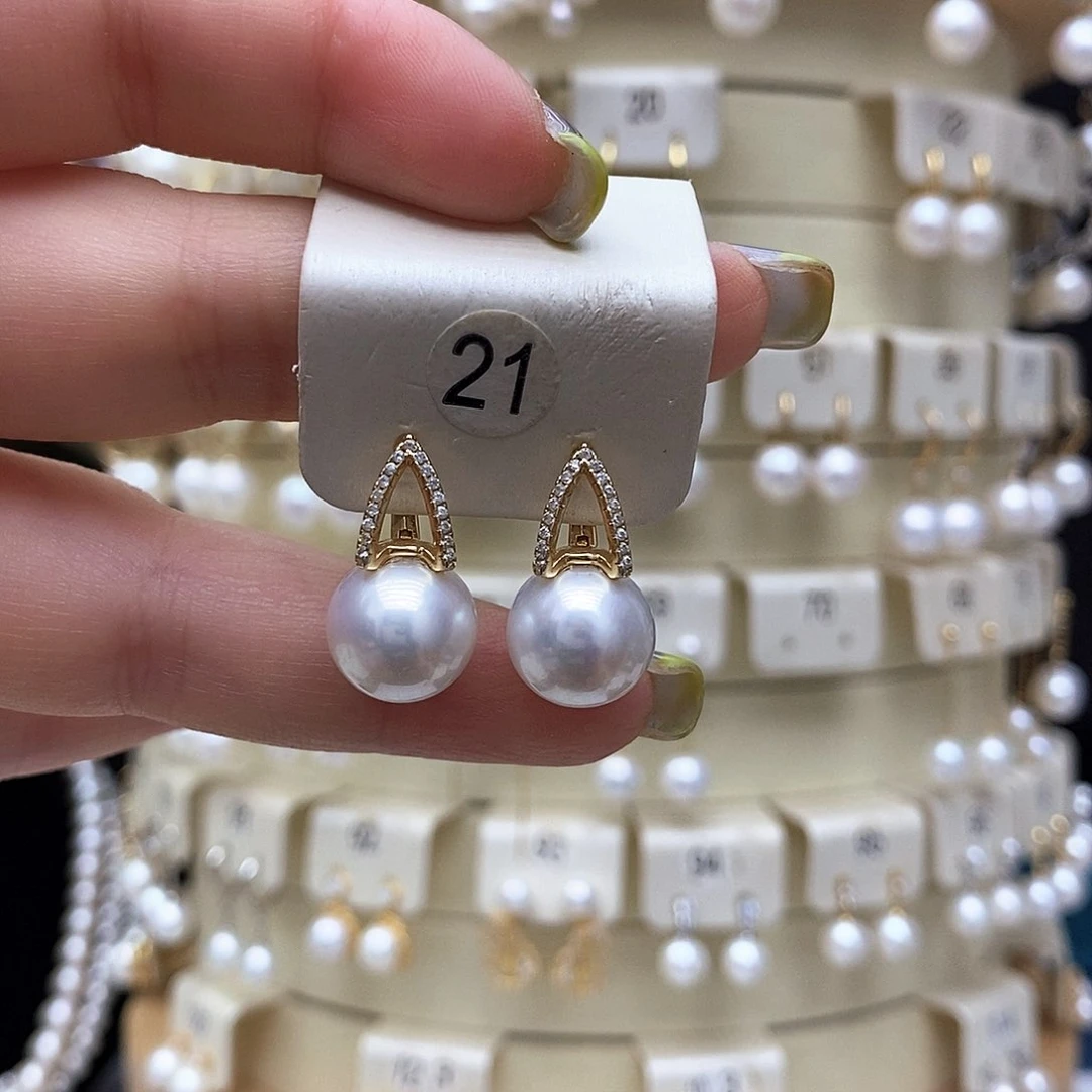 银S925镶嵌淡水珍珠耳饰