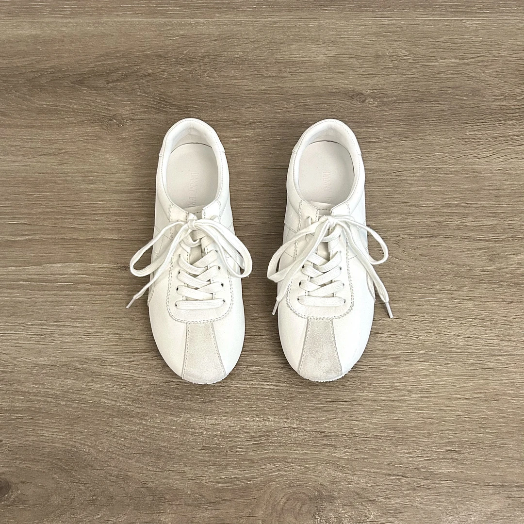 Dannyfrey时尚系带平底防滑休闲鞋牛筋软底透气小白鞋德训鞋